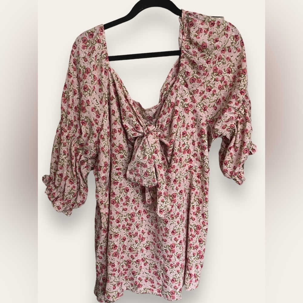 Plus size floral blouse